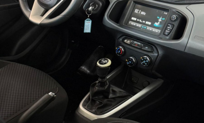 GM - Chevrolet ONIX HATCH LT 1.0 8V FlexPower 5p Mec. 2017 Flex-14