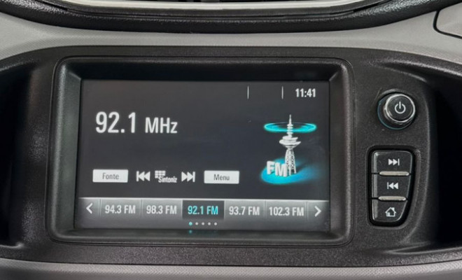 GM - Chevrolet ONIX HATCH LT 1.0 8V FlexPower 5p Mec. 2017 Flex-16