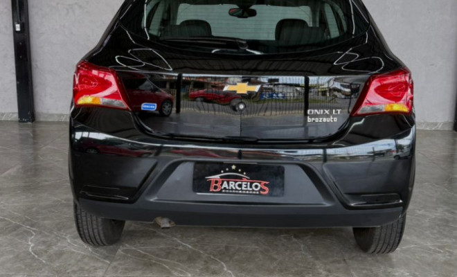 GM - Chevrolet ONIX HATCH LT 1.0 8V FlexPower 5p Mec. 2017 Flex-10