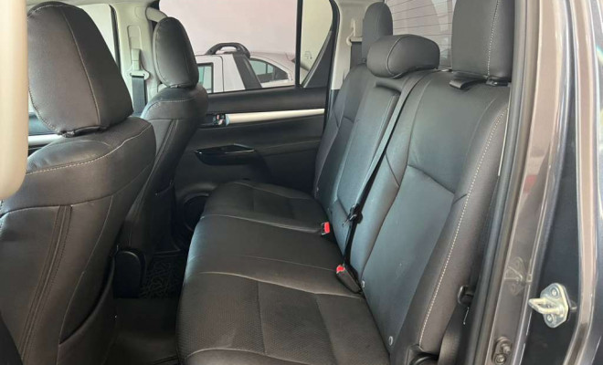 Toyota Hilux CD SR 4x4 2.8 TDI Diesel Aut. 2024 Diesel-5