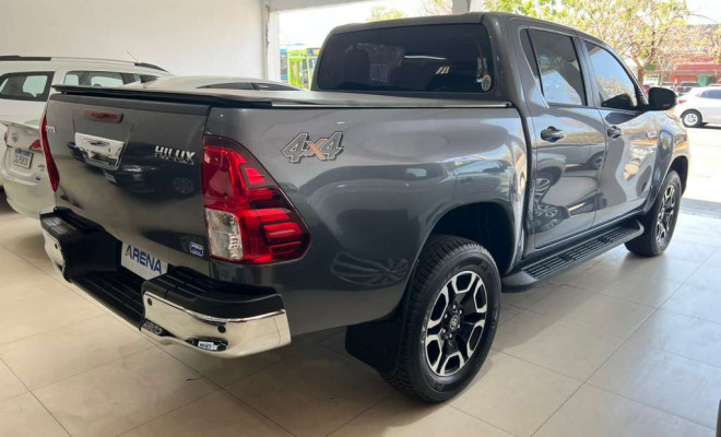 Toyota Hilux CD SR 4x4 2.8 TDI Diesel Aut. 2024 Diesel-2
