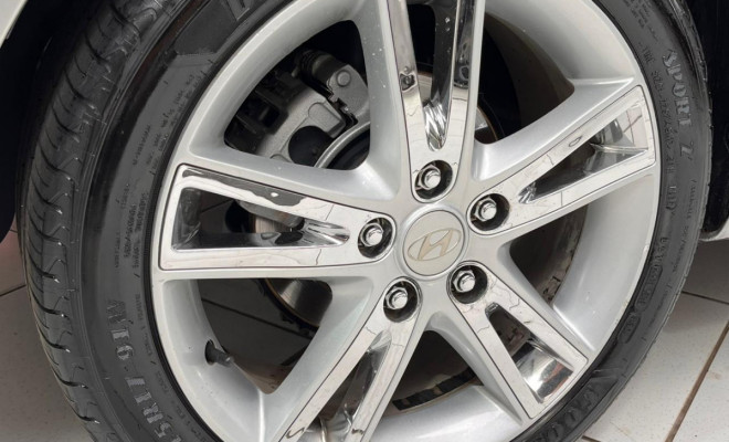 Hyundai i30 2.0 16V 145cv 5p Aut. 2012 Gasolina-16