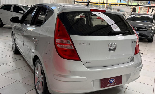 Hyundai i30 2.0 16V 145cv 5p Aut. 2012 Gasolina-3