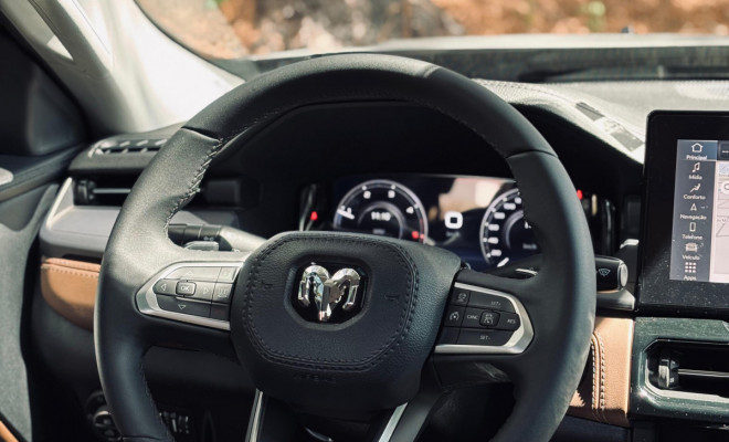 RAM RAMPAGE LARAMIE 2.0 TB CD 4X4 Die. Aut. 2024 Diesel-10