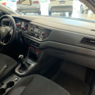 VW - VolksWagen Polo Track 1.0 Flex 12V 5p 2024 Flex-11