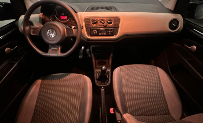 Volkswagen Up! Move 1.0 Total Flex 2015 – Compacto, Econômico e Confiável-4
