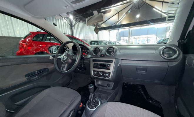 VW - VolksWagen Gol City (Trend)/Titan 1.0 T. Flex 8V 4p 2014 Flex-8