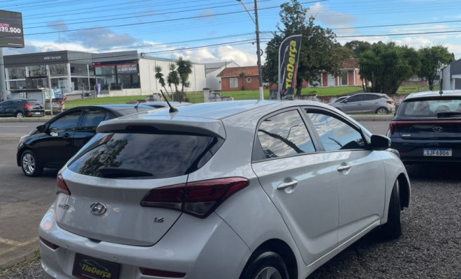 Hyundai HB20 C./C.Plus/C.Style 1.6 Flex 16V Mec. 2016 Flex-1