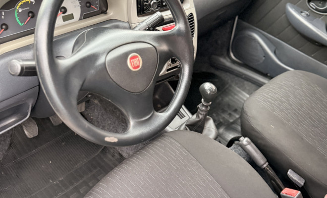 Fiat Palio 1.0 ECONOMY Fire Flex 8V 4p 2013 Flex-8