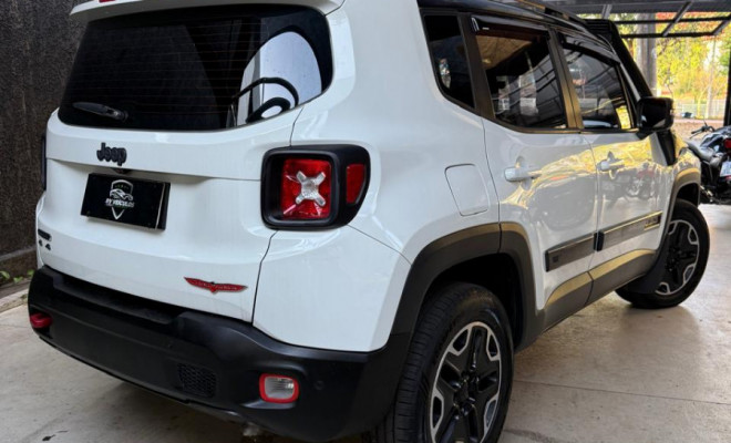 Jeep Renegade Trailhawk 2.0 4x4 TB Diesel Aut 2016 Diesel-1