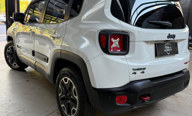 Jeep Renegade Trailhawk 2.0 4x4 TB Diesel Aut 2016 Diesel-2