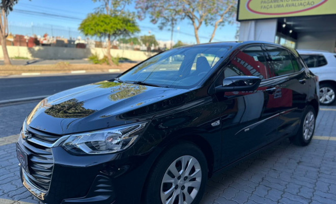 GM - Chevrolet ONIX HATCH LT 1.0 12V Flex 5p Mec. 2022 Flex-0