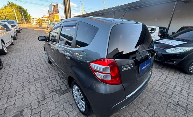 Honda Fit DX 1.4 Flex 16V 5p Mec. 2013 Flex-4