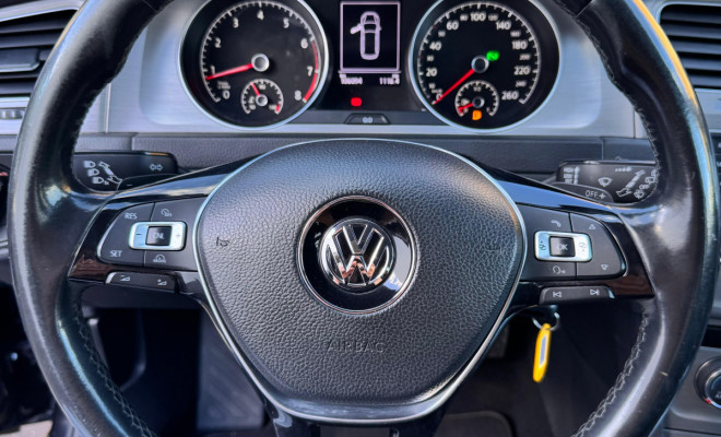 VW - VolksWagen Golf Variant Comfortline 1.4 TSI  Aut. 2016 Gasolina-3