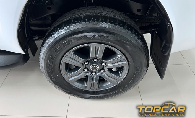 Toyota Hilux CD SR 4x4 2.8 TDI Diesel Aut. 2024 Diesel-8