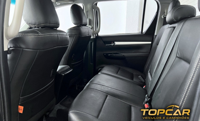 Toyota Hilux CD SR 4x4 2.8 TDI Diesel Aut. 2024 Diesel-6