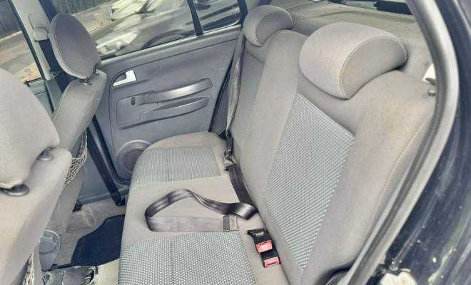 VW - VolksWagen Fox Route 1.0 Mi Total Flex 8V 5p 2008 Flex-8