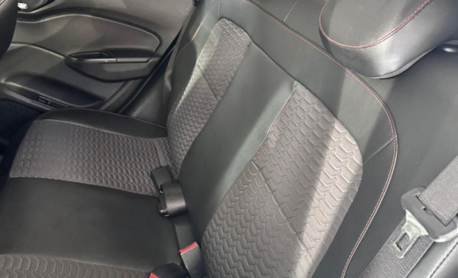 GM - Chevrolet ONIX HATCH LTZ 1.4 8V FlexPower 5p Mec. 2017 Flex-4