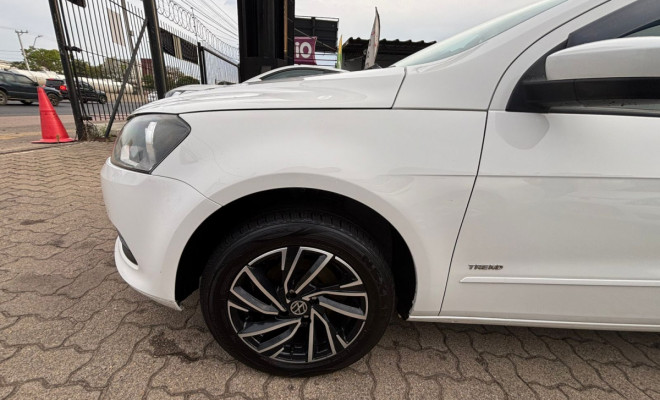 VW - VolksWagen Gol (novo) 1.0 Mi Total Flex 8V 4p 2014 Flex-3