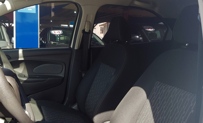 🚗 Ford Ka SE 1.0 2017 Branco – Econômico e completo! 🤍-6