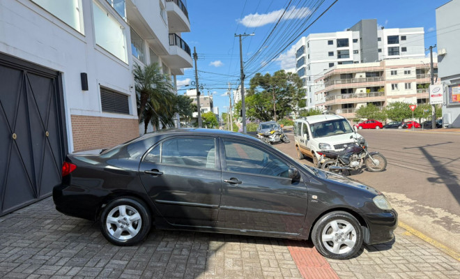 Toyota Corolla XEi 1.8/1.8 Flex 16V Mec. 2005 Gasolina-3