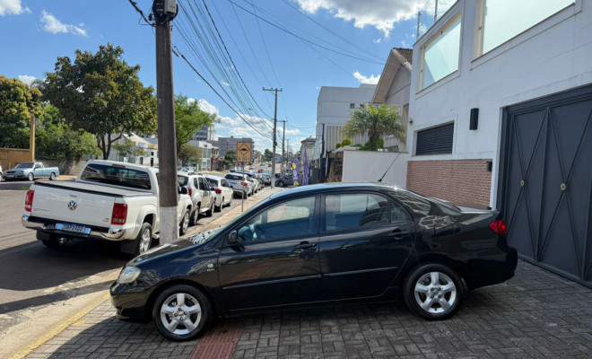 Toyota Corolla XEi 1.8/1.8 Flex 16V Mec. 2005 Gasolina-2