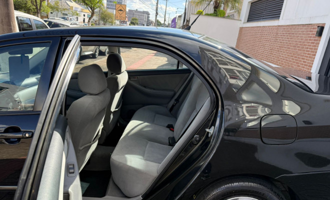 Toyota Corolla XEi 1.8/1.8 Flex 16V Mec. 2005 Gasolina-7