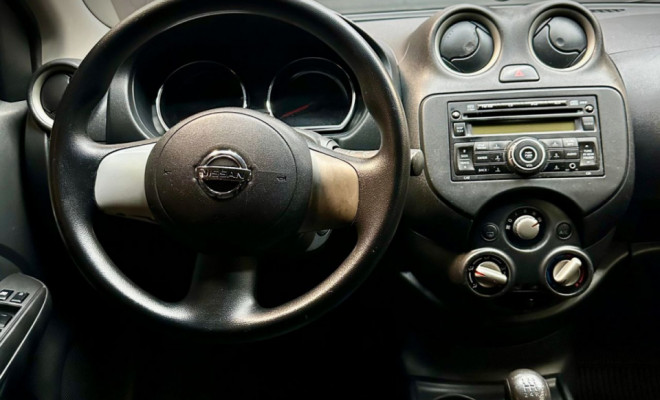Nissan VERSA SV 1.6 16V Flex Fuel 4p Mec. 2014 Flex-2