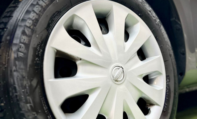 Nissan VERSA SV 1.6 16V Flex Fuel 4p Mec. 2014 Flex-9