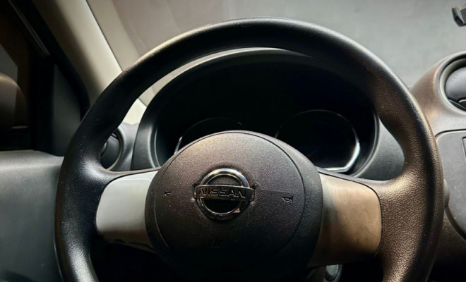 Nissan VERSA SV 1.6 16V Flex Fuel 4p Mec. 2014 Flex-3