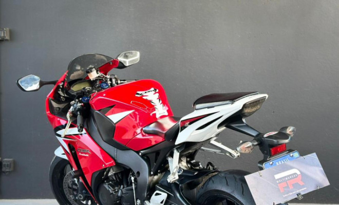 HONDA CBR 1000 RR Fireblade 2012 Gasolina