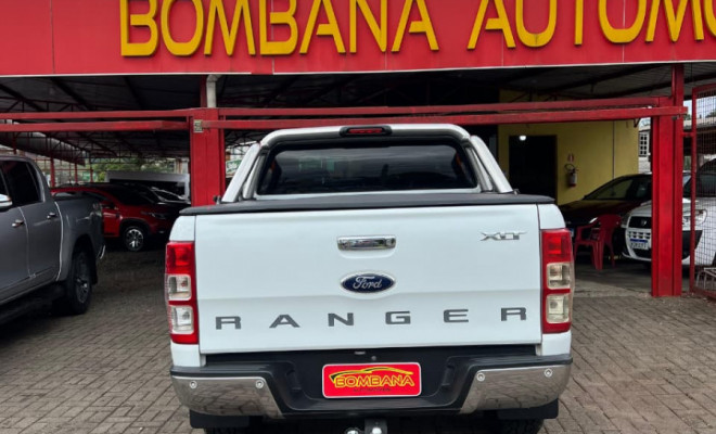 Ford Ranger XLT 2.5 16V 4x2 CD Flex 2014 Flex-2