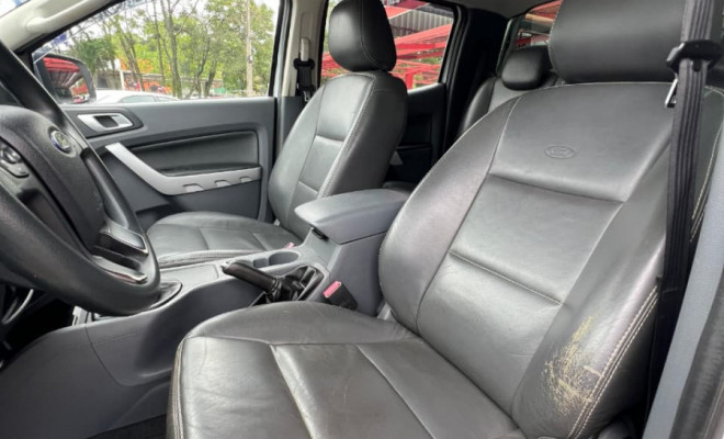 Ford Ranger XLT 2.5 16V 4x2 CD Flex 2014 Flex-8