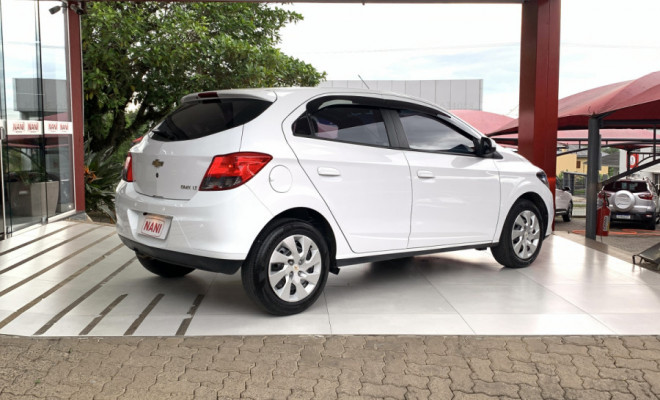 GM - Chevrolet ONIX HATCH LT 1.4 8V FlexPower 5p Mec. 2015 Flex-2