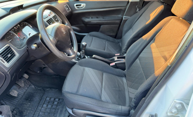 Peugeot 307 Presence 2.0 Flex 16V 5p Aut. 2010 Flex-4