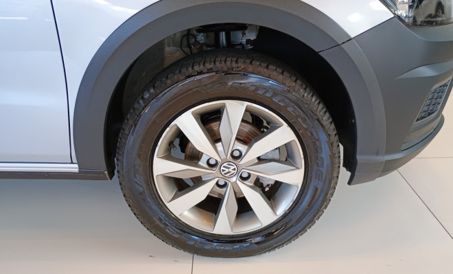 VW - VolksWagen Saveiro Robust 1.6 Total Flex 8V CD 2020 Flex-8