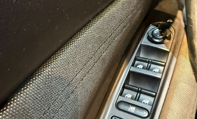 Fiat Toro Opening Edition 1.8 16V Flex Aut. 2017 Flex-10