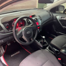 (REPASSE ) Kia Motors Cerato 1.6 16V Mec. 2011 Flex-3