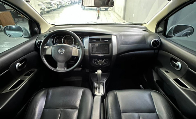 Nissan LIVINA X-GEAR SL/X-GEAR 1.8 Flex F. Aut. 2012 Flex-2