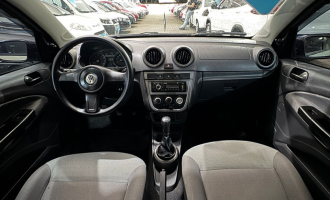 VW - VolksWagen VOYAGE 1.0/1.0 City Mi Total Flex 8V 4p 2009 Flex-7