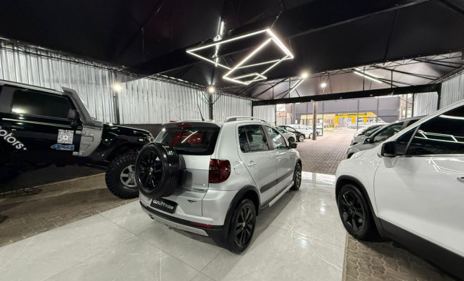 VW - VolksWagen CROSSFOX 1.6 Mi Total Flex 8V 5p 2013 Flex-2