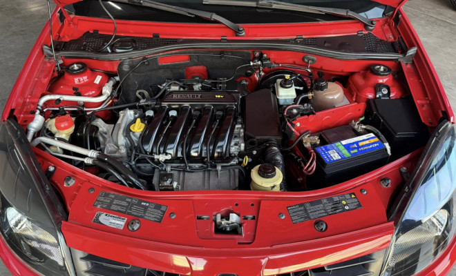 Renault SANDERO STEPWAY Hi-Flex 1.6-6