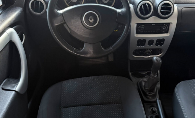 Renault SANDERO STEPWAY Hi-Flex 1.6-3