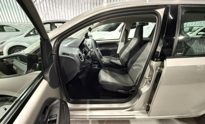 VW - VolksWagen up! take 1.0 Total Flex 12V 5p 2016 Flex-9