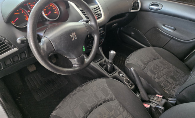 Peugeot 207 XR 1.4 Flex 8V 5p 2011 Flex-4