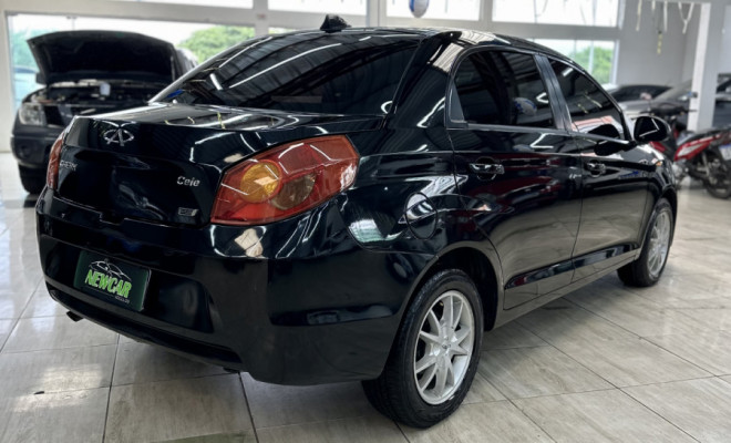 Caoa Chery/Chery Celer Sedan 1.5 16V Flex 5p 2013 Flex-4