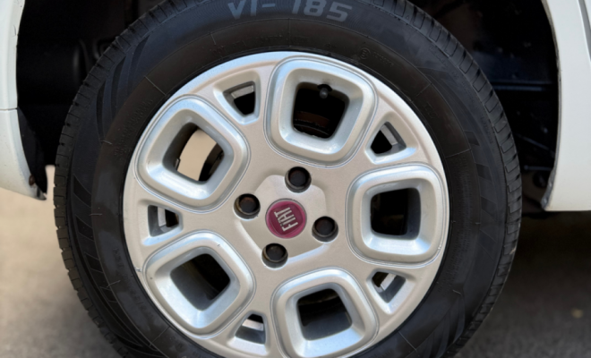 Fiat UNO ATTRACTI. Celeb.1.4 EVO F.Flex 8V 4p 2011 Flex-14