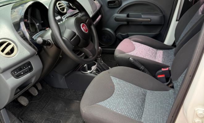 Fiat UNO ATTRACTI. Celeb.1.4 EVO F.Flex 8V 4p 2011 Flex-6