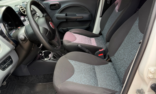 Fiat UNO ATTRACTI. Celeb.1.4 EVO F.Flex 8V 4p 2011 Flex-7