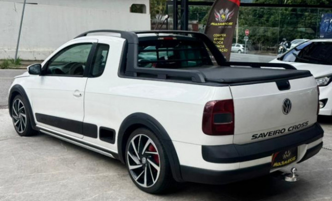 VW - VolksWagen Saveiro CROSS 1.6 Mi Total Flex 8V CE 2013 Flex-0